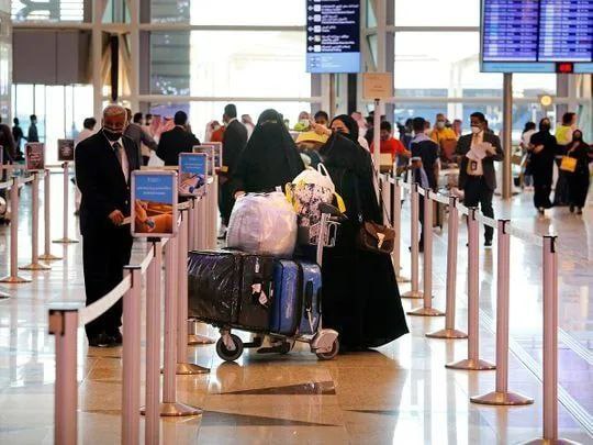 沙特海关：乘客在出入境时，需申报价值超过6万的物品或现金