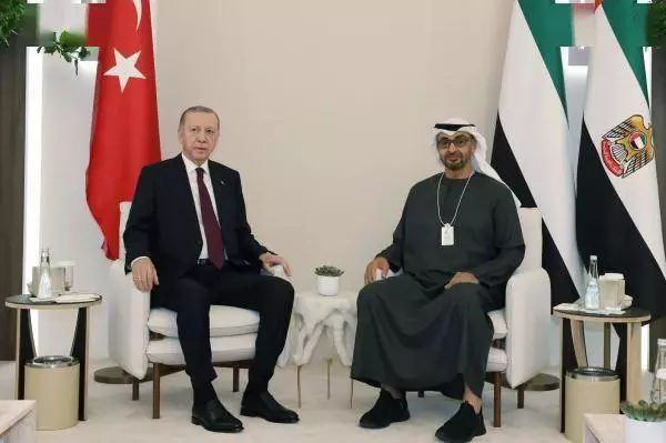 土耳其总统与阿联酋总统举行会谈