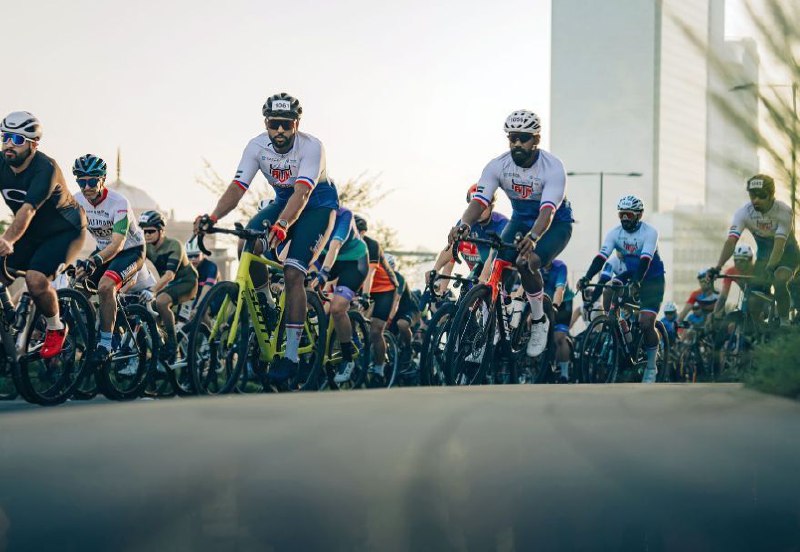 阿布扎比帆布社区游圆满落幕 近400名自行车爱好者参与骑行